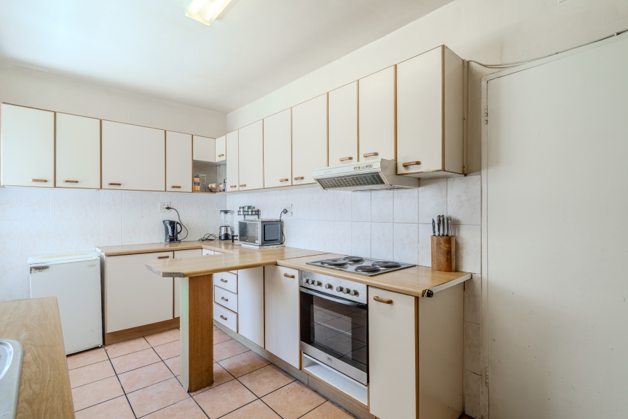 3 Bedroom Property for Sale in Three Anchor Bay Western Cape